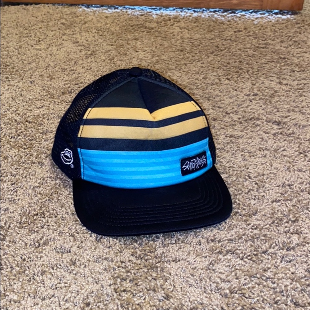 Senor Frogs hat